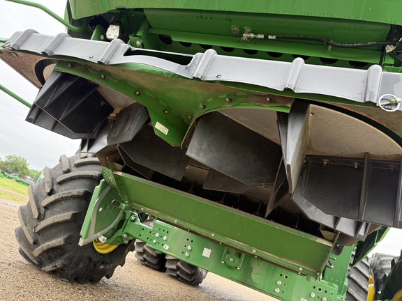 2022 John Deere S780 Combine