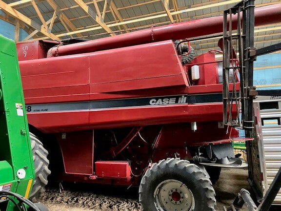 2000 Case IH 2388 Combine