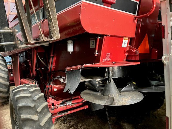 2000 Case IH 2388 Combine