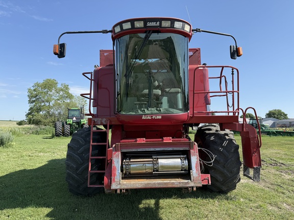 2000 Case IH 2388 Combine