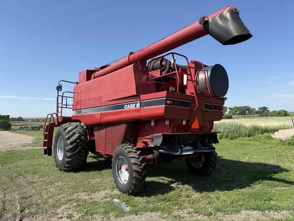 2000 Case IH 2388 Combine