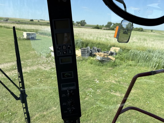 2000 Case IH 2388 Combine