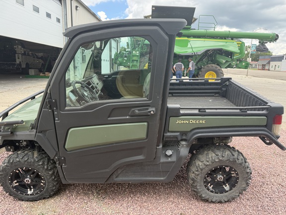 2022 John Deere XUV 835R ATV