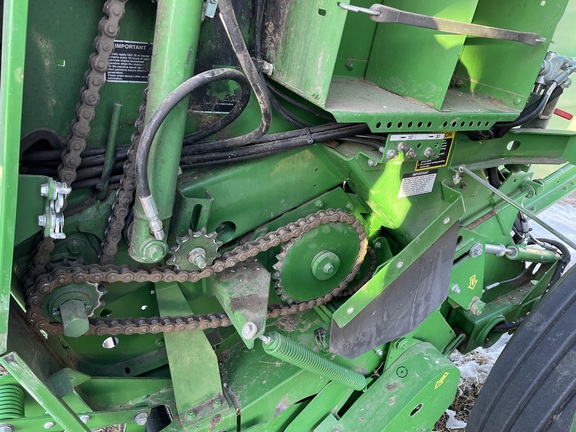 2020 John Deere 560M Baler/Round