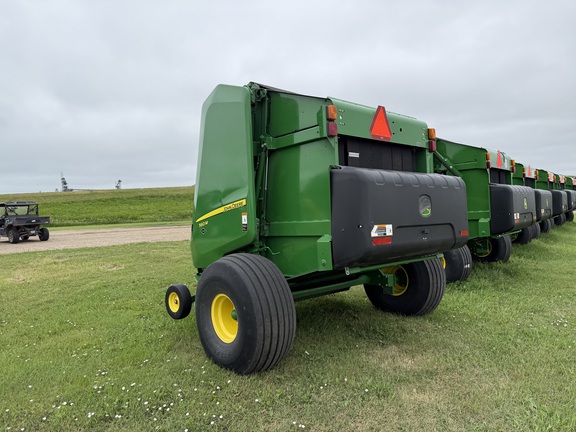 2020 John Deere 560M Baler/Round