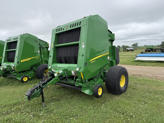 2020 John Deere 560M Baler/Round