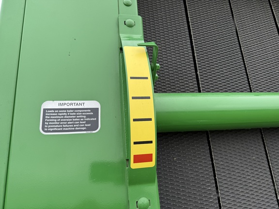 2020 John Deere 560M Baler/Round