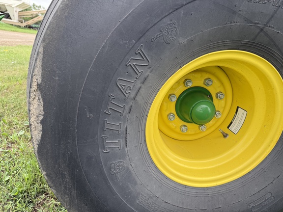 2020 John Deere 560M Baler/Round