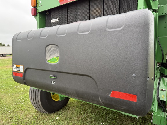 2020 John Deere 560M Baler/Round