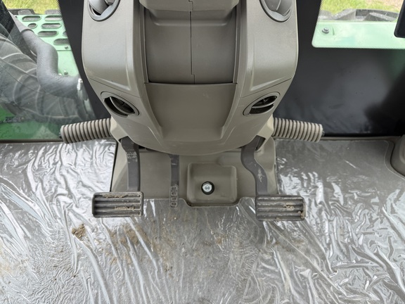 2024 John Deere 9R 590 Tractor 4WD