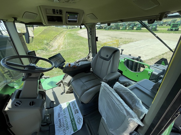 2024 John Deere 9R 590 Tractor 4WD