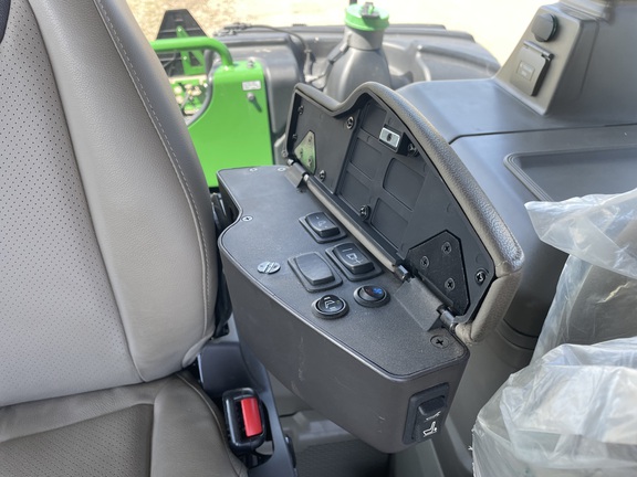 2024 John Deere 9R 590 Tractor 4WD