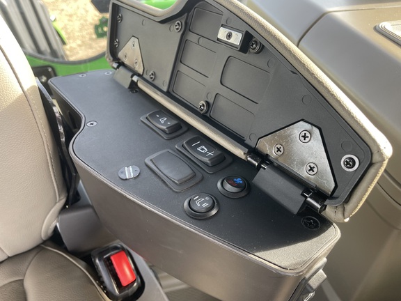 2024 John Deere 9R 540 Tractor 4WD