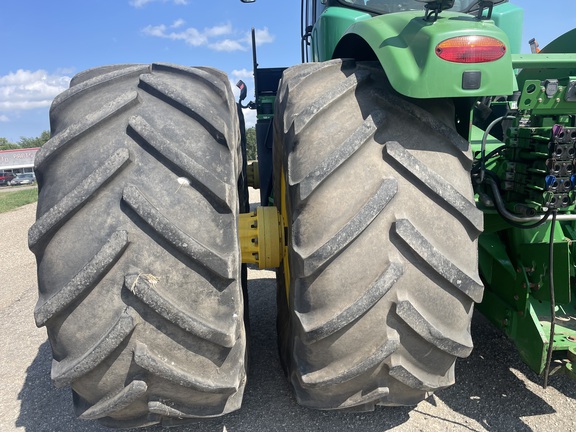 2013 John Deere 9460R Tractor 4WD