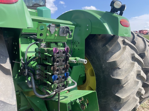 2013 John Deere 9460R Tractor 4WD