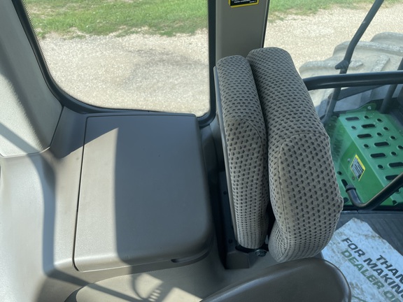 2013 John Deere 9460R Tractor 4WD