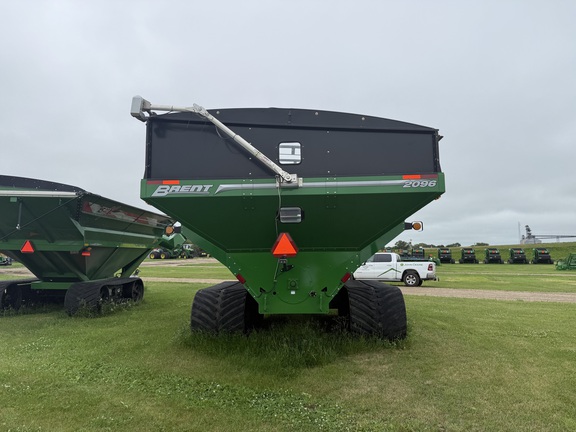 2018 Brent 2096 Grain Cart