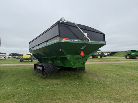 2018 Brent 2096 Grain Cart