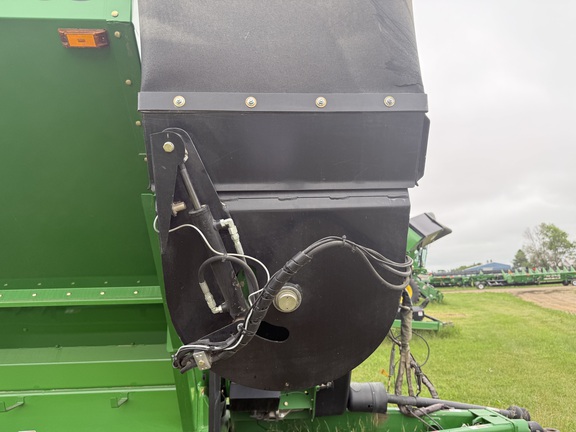 2018 Brent 2096 Grain Cart