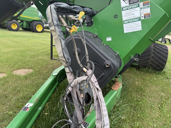 2018 Brent 2096 Grain Cart