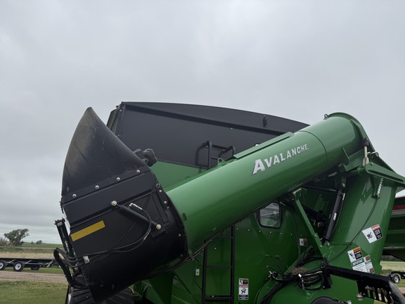 2018 Brent 2096 Grain Cart