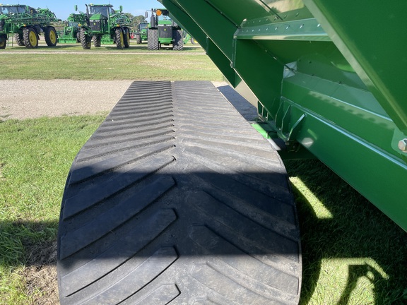 2018 Brent 2096 Grain Cart