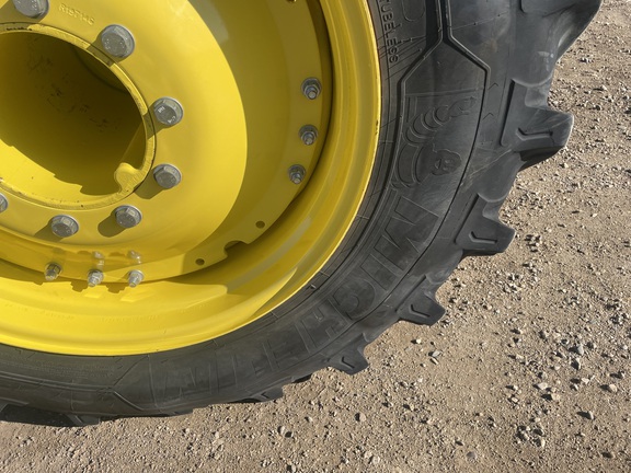 2024 John Deere 8R 370 Tractor