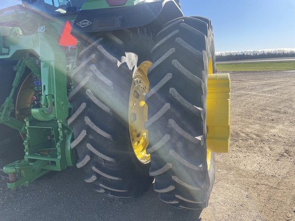 2024 John Deere 8R 370 Tractor