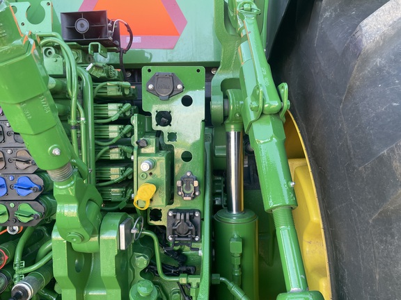2024 John Deere 8R 370 Tractor