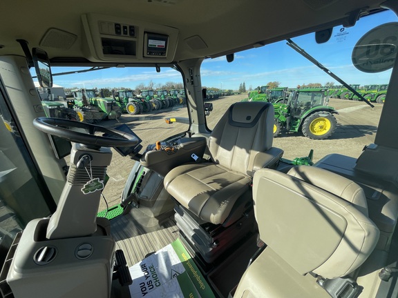 2024 John Deere 8R 370 Tractor