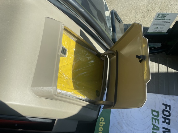 2024 John Deere 8R 370 Tractor