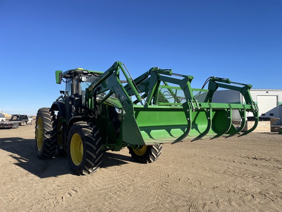 2024 John Deere 7R 210 Tractor