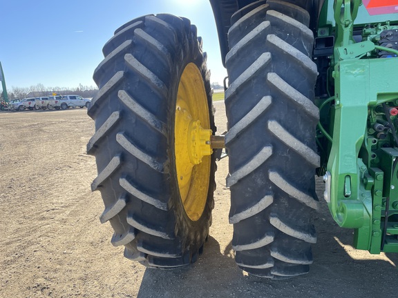 2024 John Deere 7R 210 Tractor