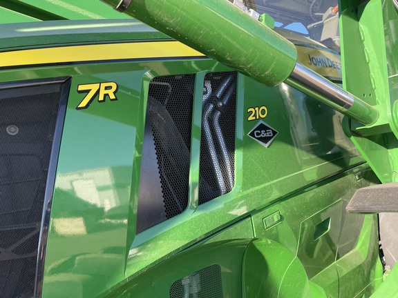 2024 John Deere 7R 210 Tractor