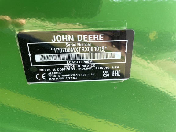 2024 John Deere 7R 210 Tractor