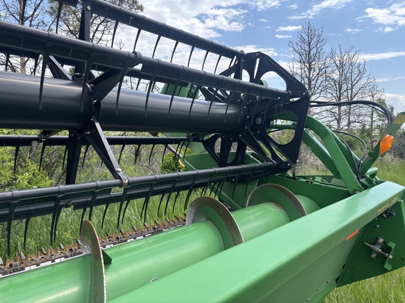 2010 John Deere 635F Header Combine