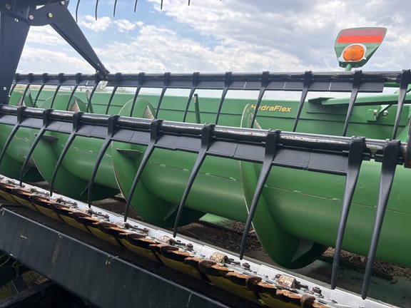 2010 John Deere 635F Header Combine