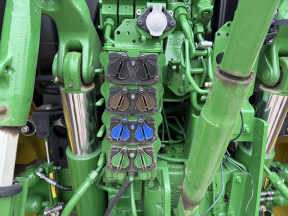 2023 John Deere 6R 165 Tractor