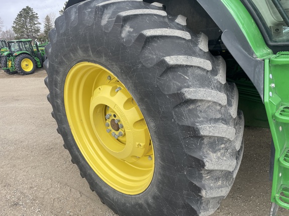 2016 John Deere 6175R Tractor