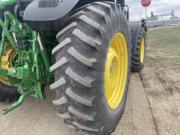 2016 John Deere 6175R Tractor