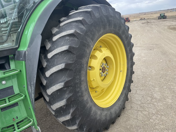 2016 John Deere 6175R Tractor