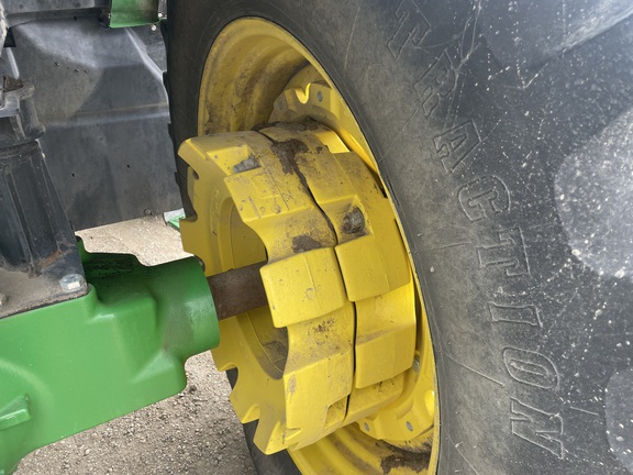 2016 John Deere 6175R Tractor