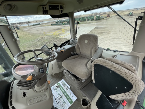 2016 John Deere 6175R Tractor