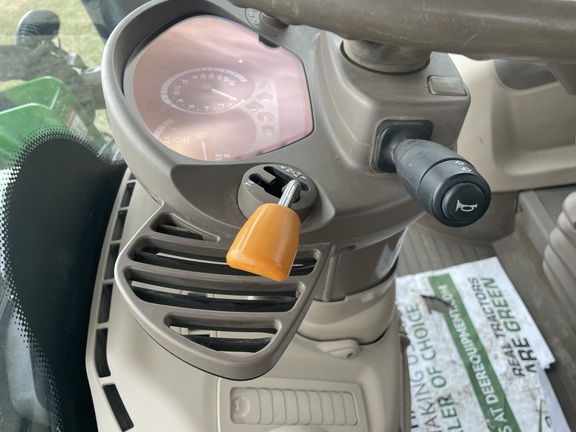 2016 John Deere 6175R Tractor