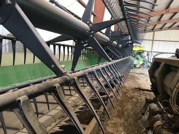 2020 John Deere 745FD Header Combine