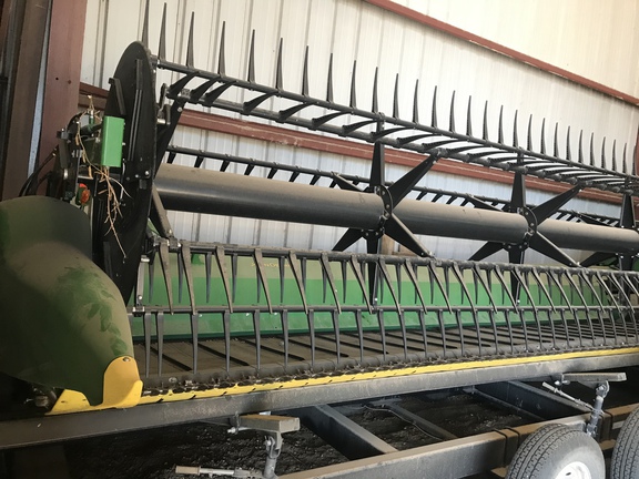 2020 John Deere 745FD Header Combine