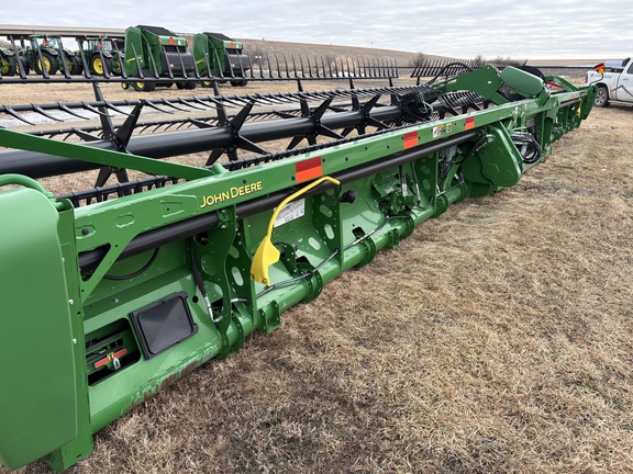2020 John Deere 745FD Header Combine