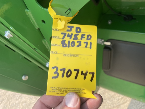 2020 John Deere 745FD Header Combine