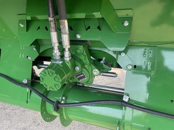 2020 John Deere 745FD Header Combine