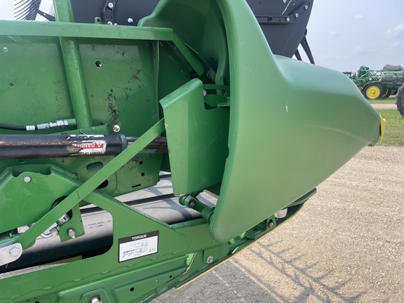 2020 John Deere 745FD Header Combine